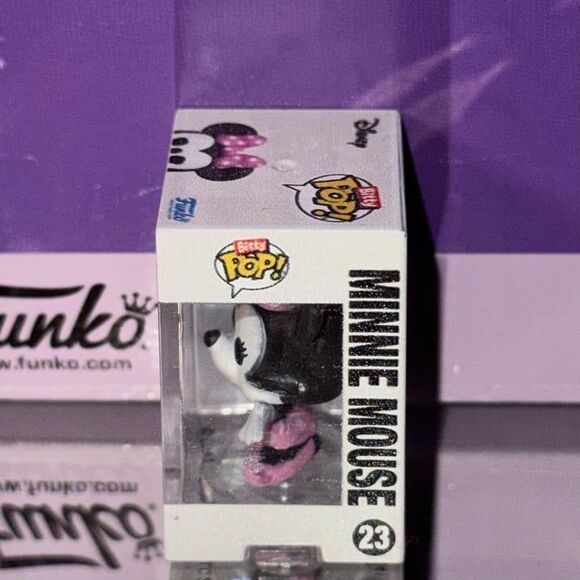 Funko: Minnie Mouse #23 Bitty Pop! from Disney Mickey & Friends Series - Picture 2 of 9